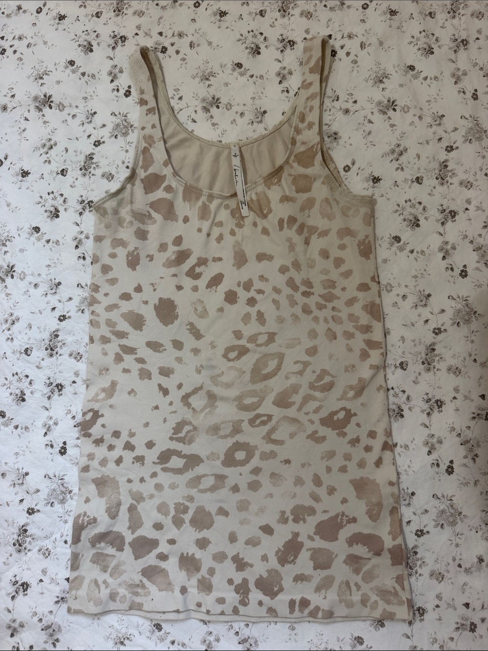 Babaton Beige Animal-Print Scoop Neck Tank